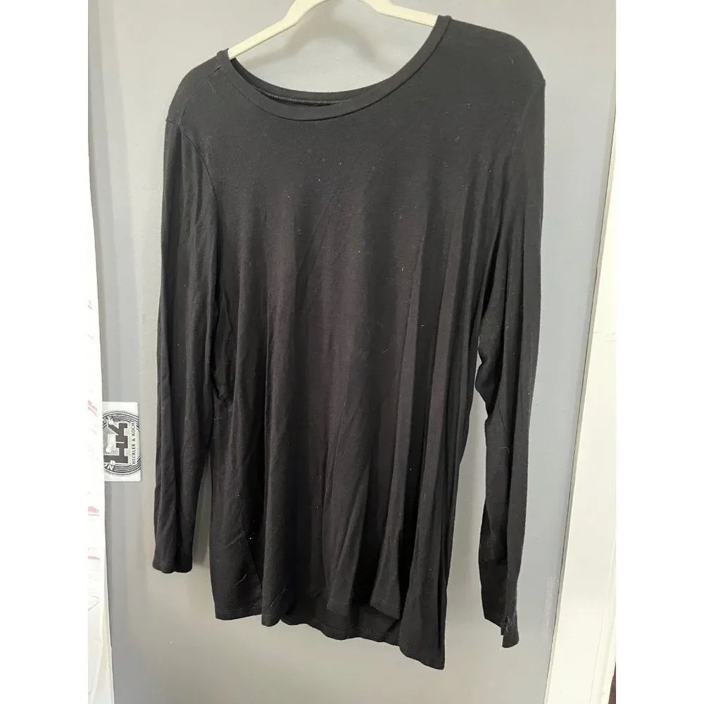 Torrid size 2 long sleeve super soft t shirt - Picture 1 of 3